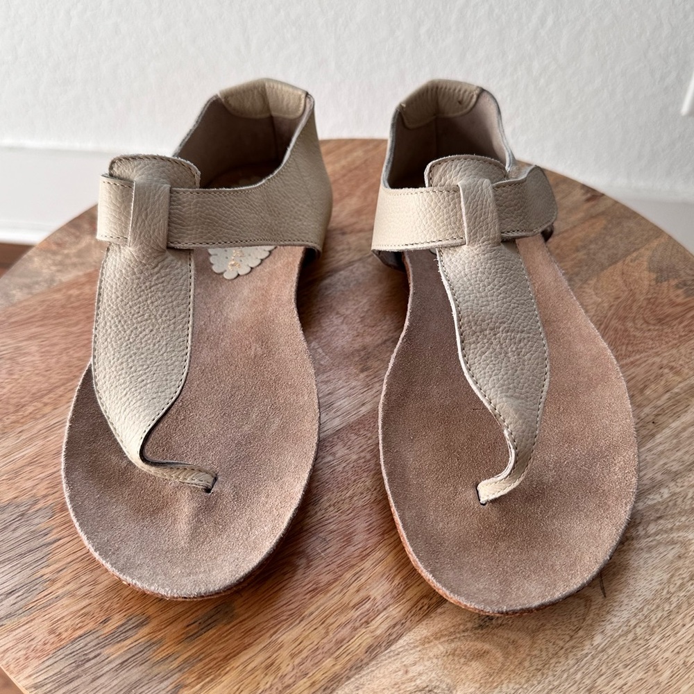 Matisse Holiday Nude Leather Pebbled Slingback Thong Sandals sz: 7